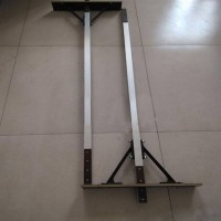 铁路方尺刚性好，硬度高，耐磨性强