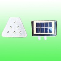 梯形轮廓标灯 太阳能轮廓标 三角形轮廓标 交通设施厂家