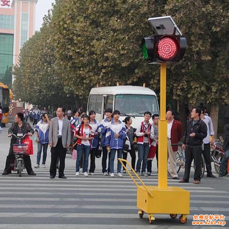 移动式太阳能红绿灯