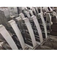 河北铸钢桥梁立柱定制-泊泉机械制造定做铸钢防撞护栏立柱